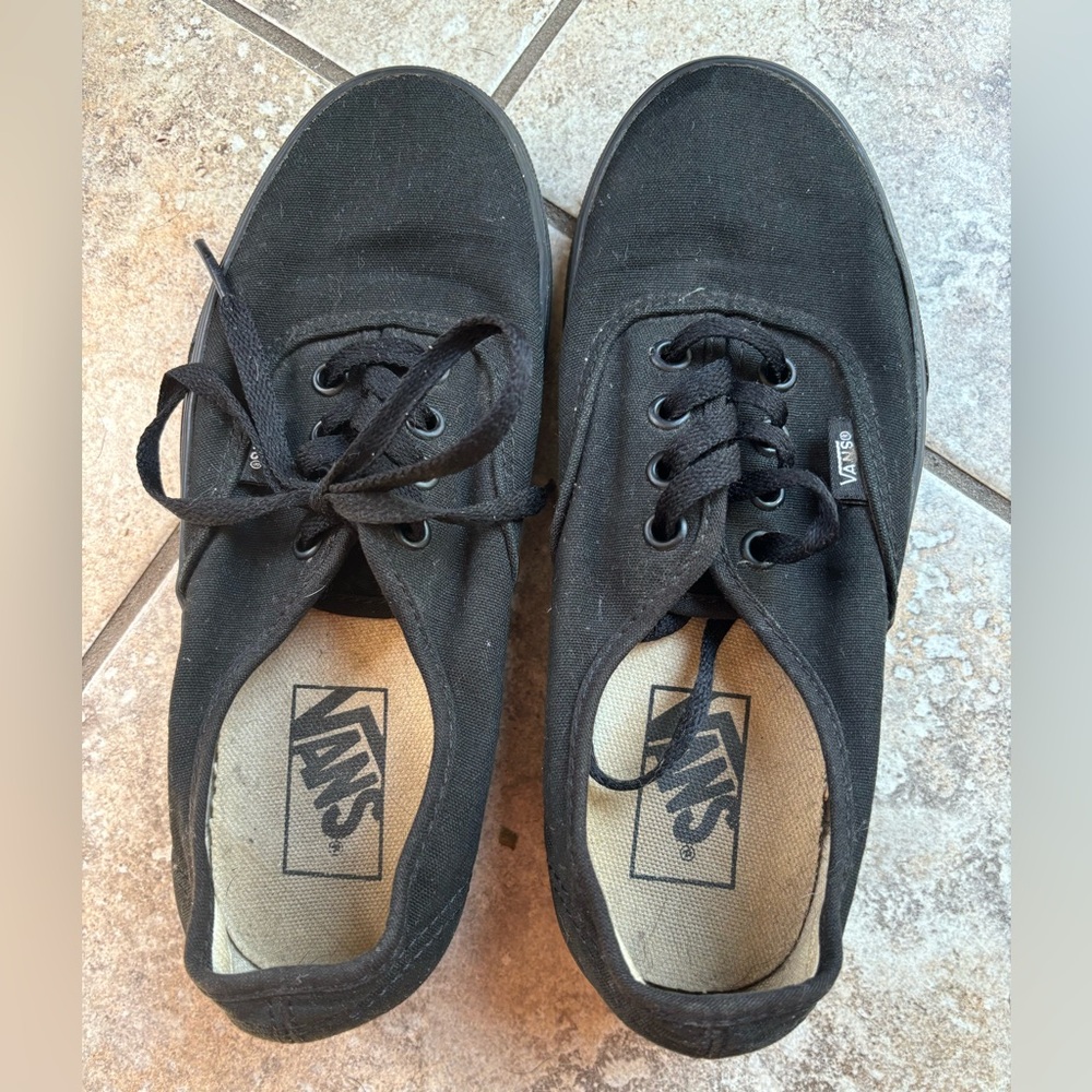 Classic Vans - Picture 5 of 6